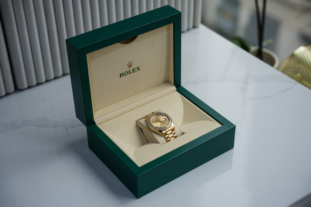 Day-Date II 218348 – 41mm 18K Yellow Gold – Champagne Baguette Diamond Dial