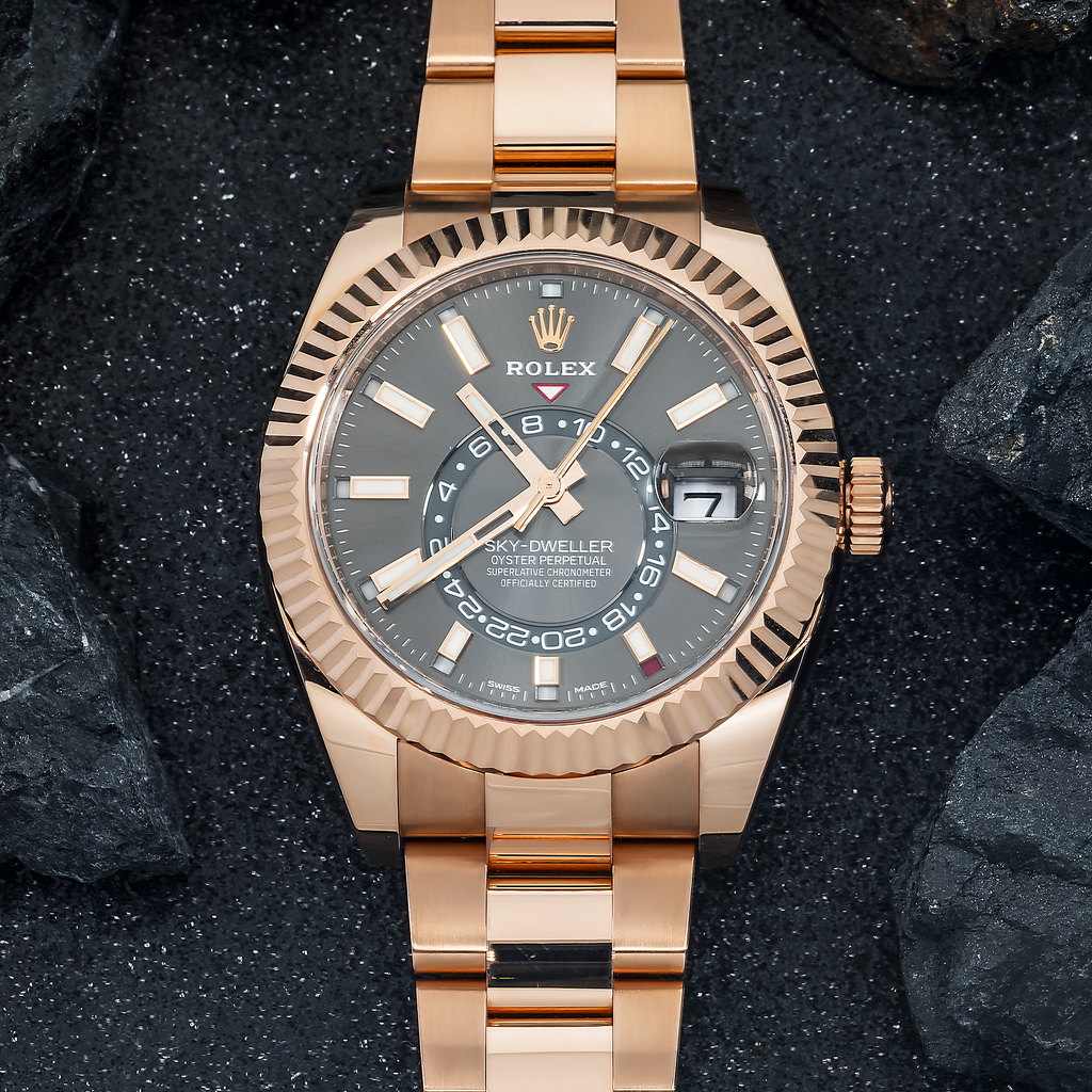 18k Everose Gold Sky-Dweller 42mm, 326935 Rhodium Dial and Oyster Bracelet