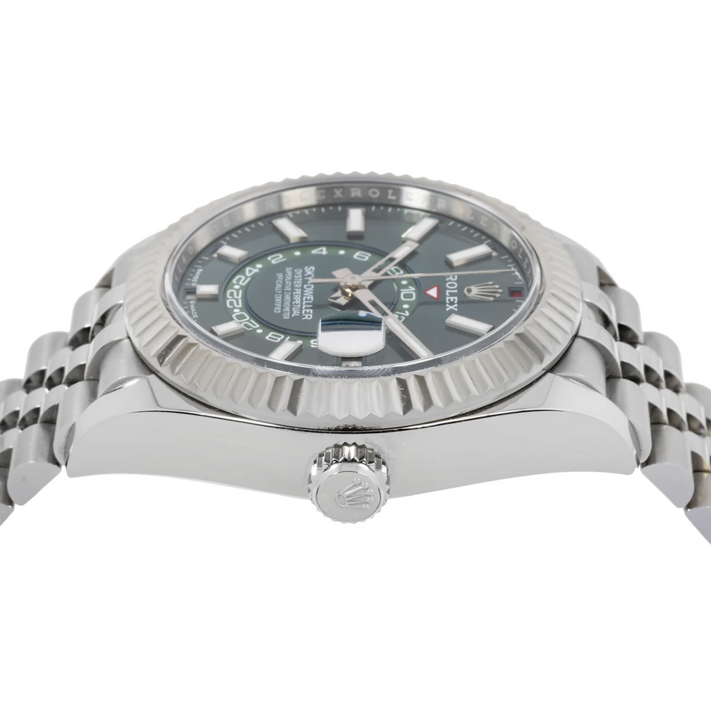 Sky-Dweller – Stainless Steel with Green Dial and Fluted Bezel on Jubilee Bracelet Ref. 336934