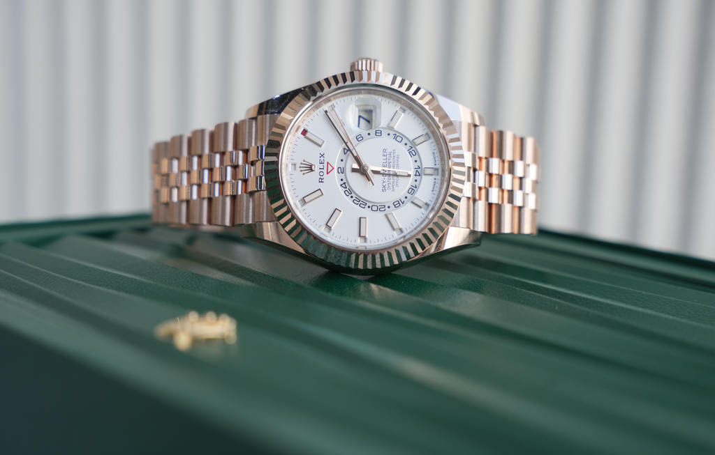 Sky-Dweller 42mm Everose Gold – White Dial – Ref. 336935 (Jubilee Bracelet)