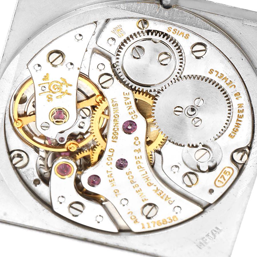 18k White Gold Textured Dial Vintage Mens Watch 3553