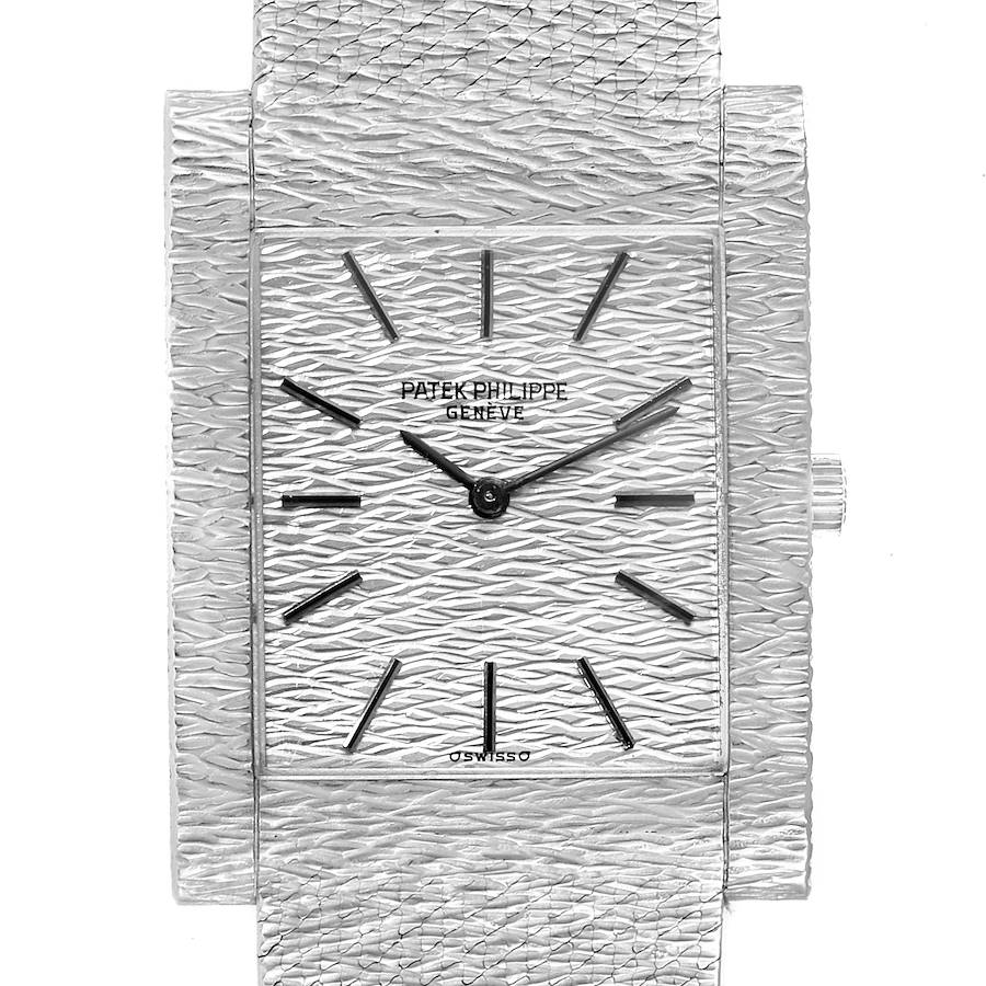 18k White Gold Textured Dial Vintage Mens Watch 3553
