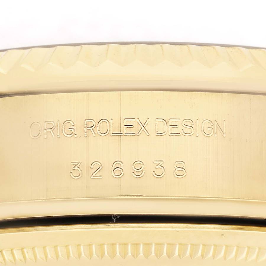 Sky-Dweller Yellow Gold White Dial Automatic Mens Watch 326938