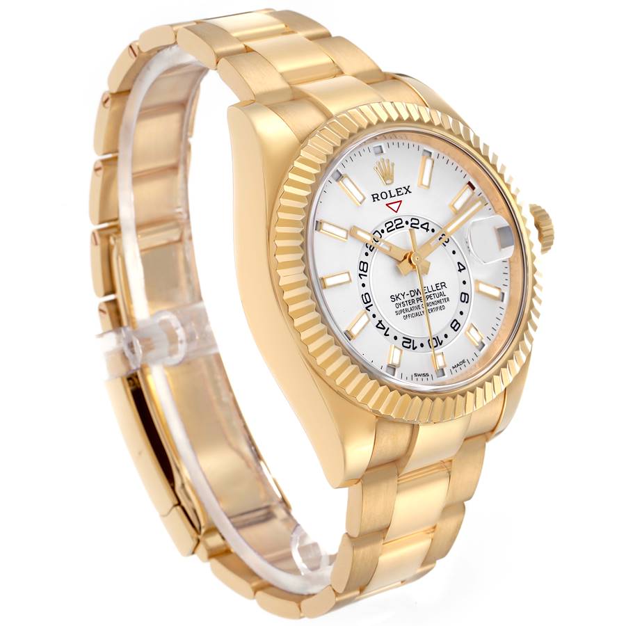 Sky-Dweller Yellow Gold White Dial Automatic Mens Watch 326938