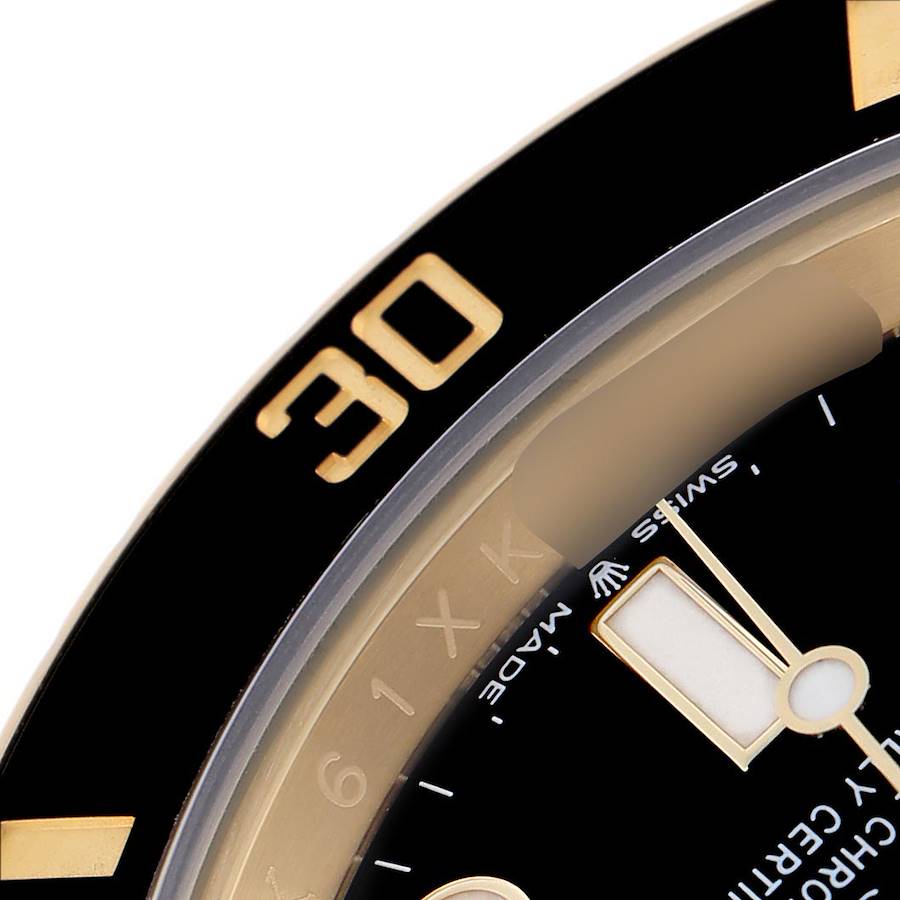 Submariner Yellow Gold Black Dial Bezel Mens Watch 126618